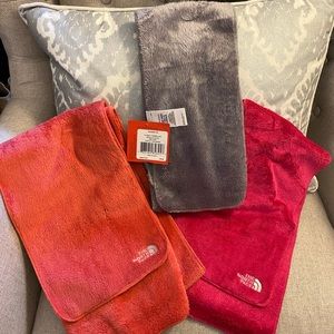 North face scarves